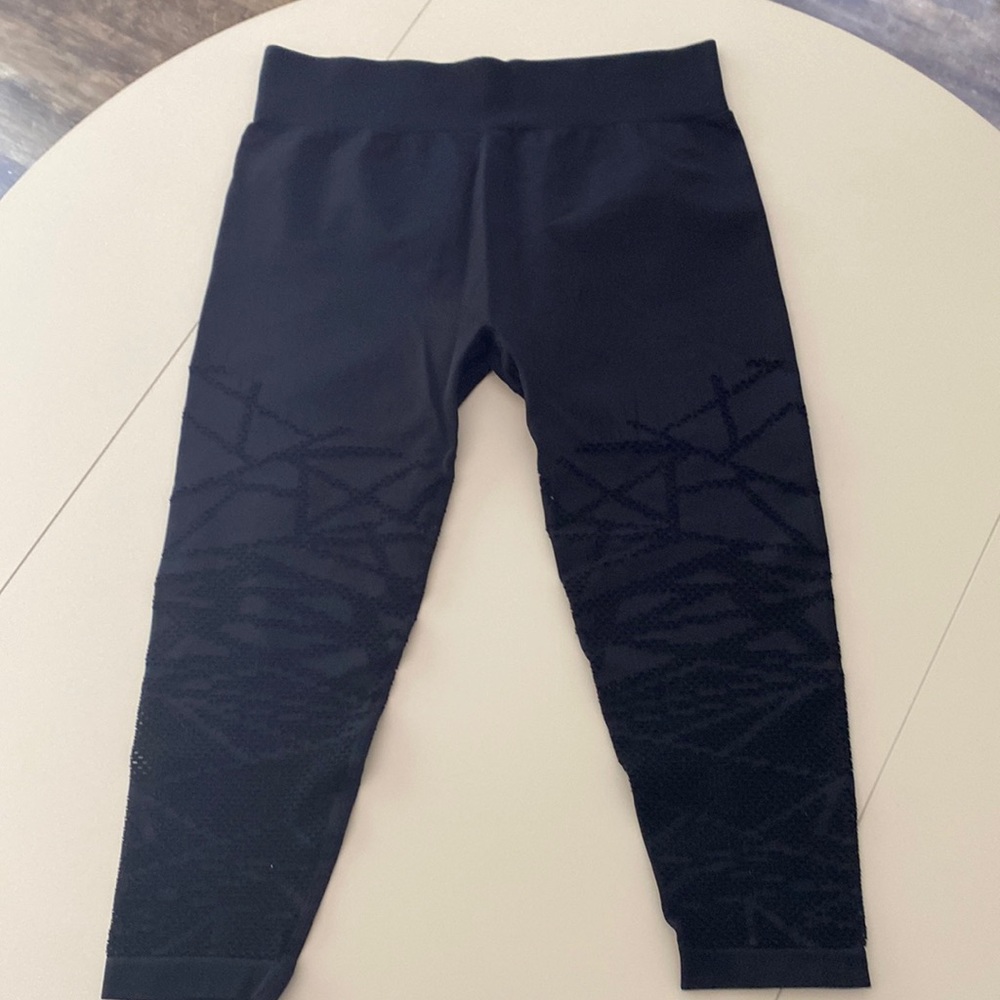 Cut out leggings